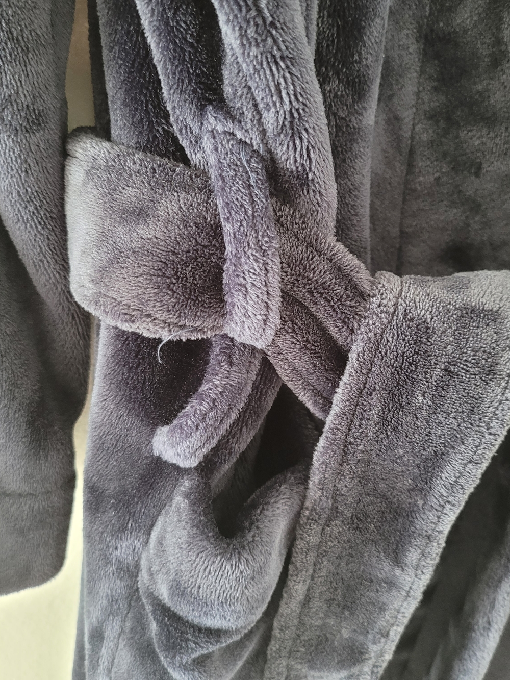 Club Room Navy Plush Velour Robe L/XL - Picture 6 of 9